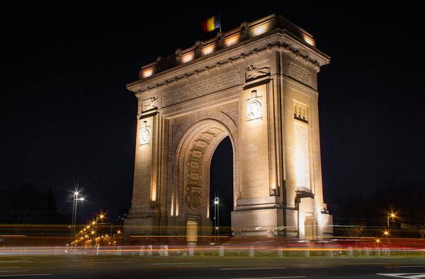 What Are the Must-Visit UK Festivals for Culture Enthusiasts?