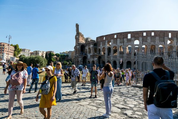 Explore the Best UK Campsites for Genuine Countryside Escapades